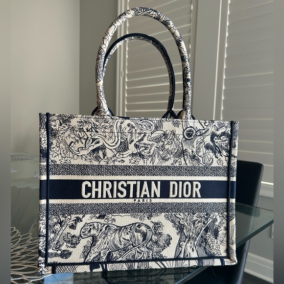 Dior Handbags - RARE CHRISTIAN DIOR TOTE BAG!!